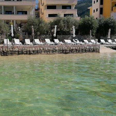 Olea Apartment Tivat Luaran gambar