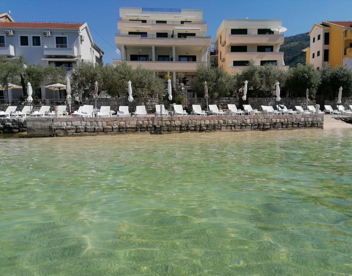 Olea Apartment Tivat Luaran gambar