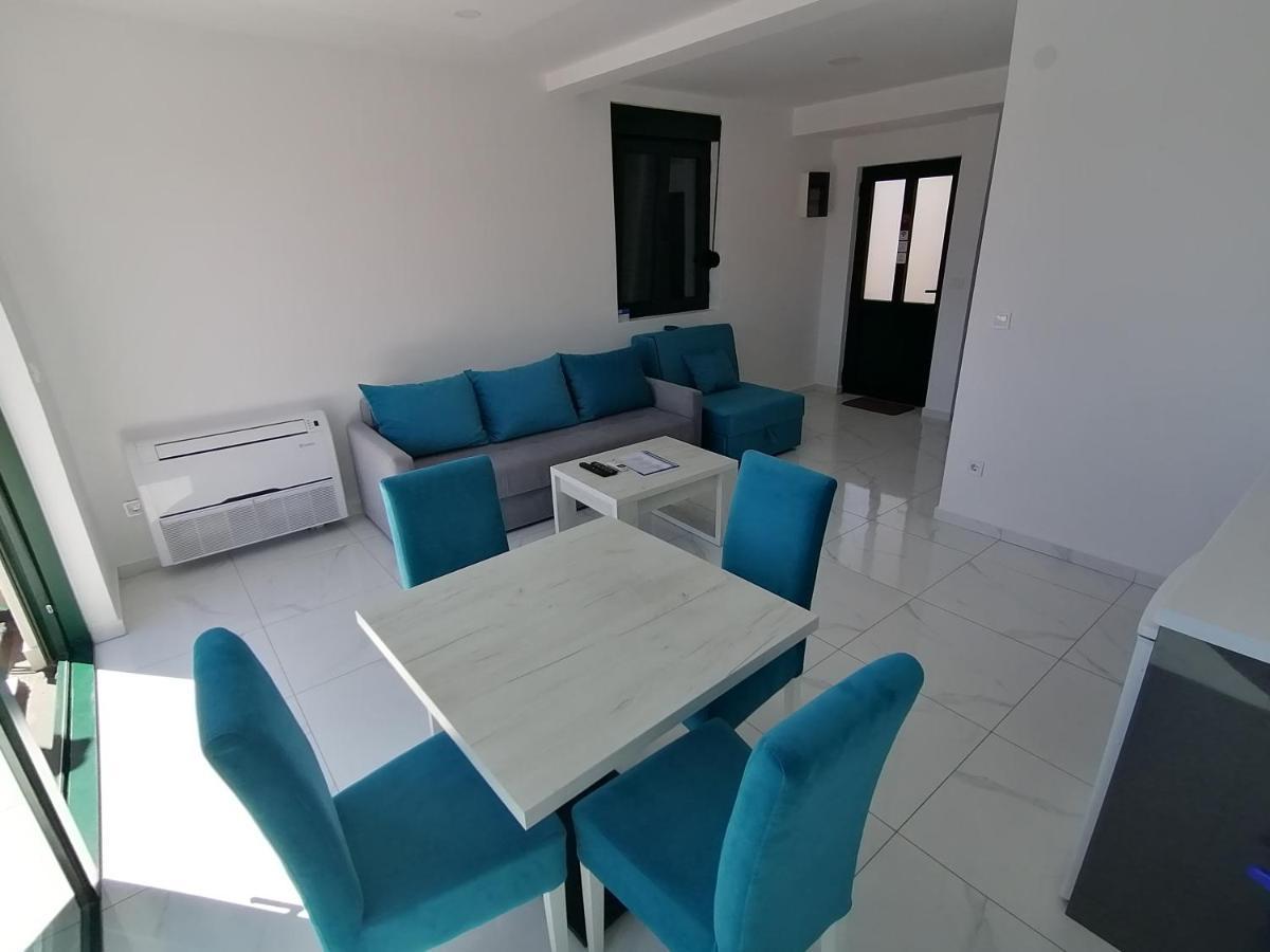 Olea Apartment Tivat Luaran gambar