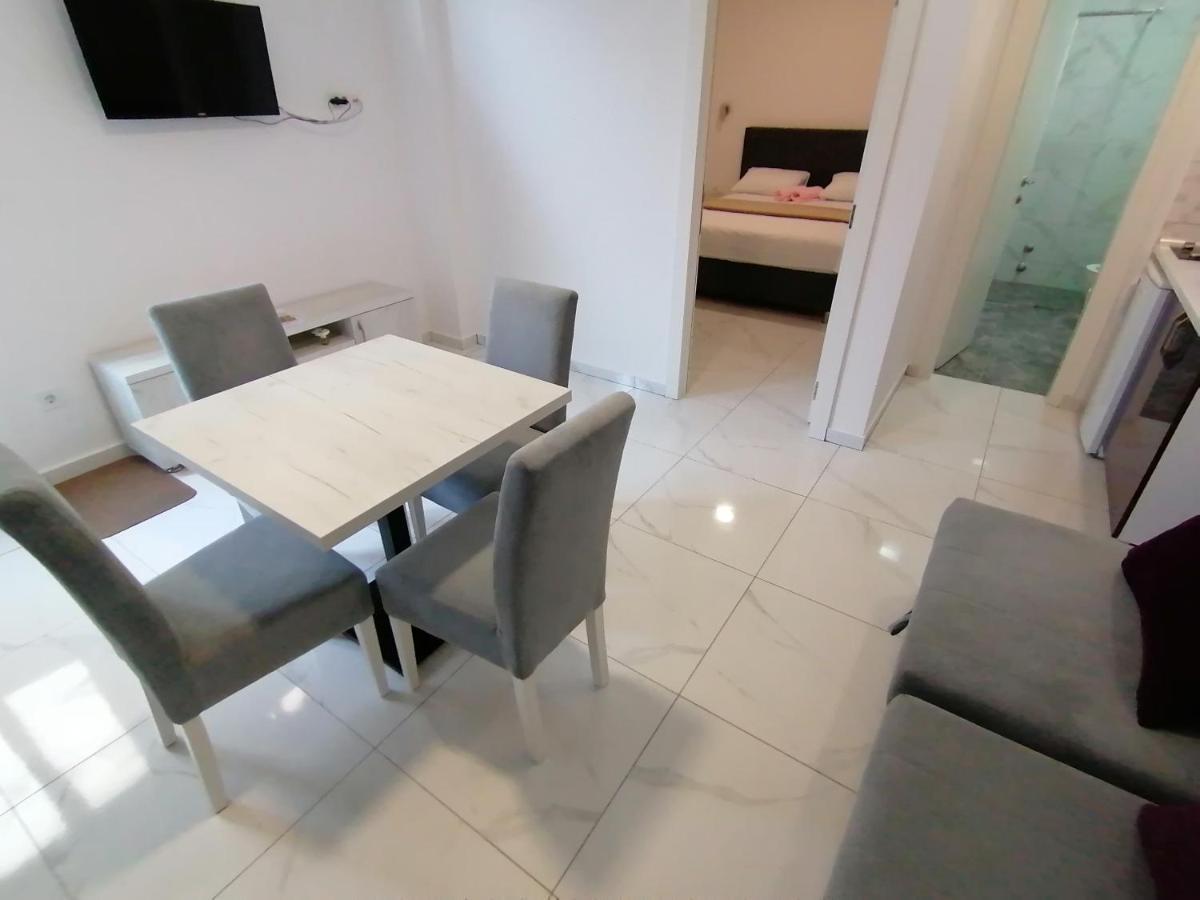 Olea Apartment Tivat Luaran gambar