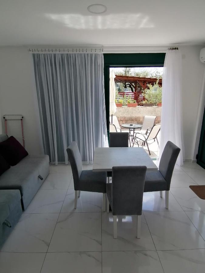 Olea Apartment Tivat Luaran gambar