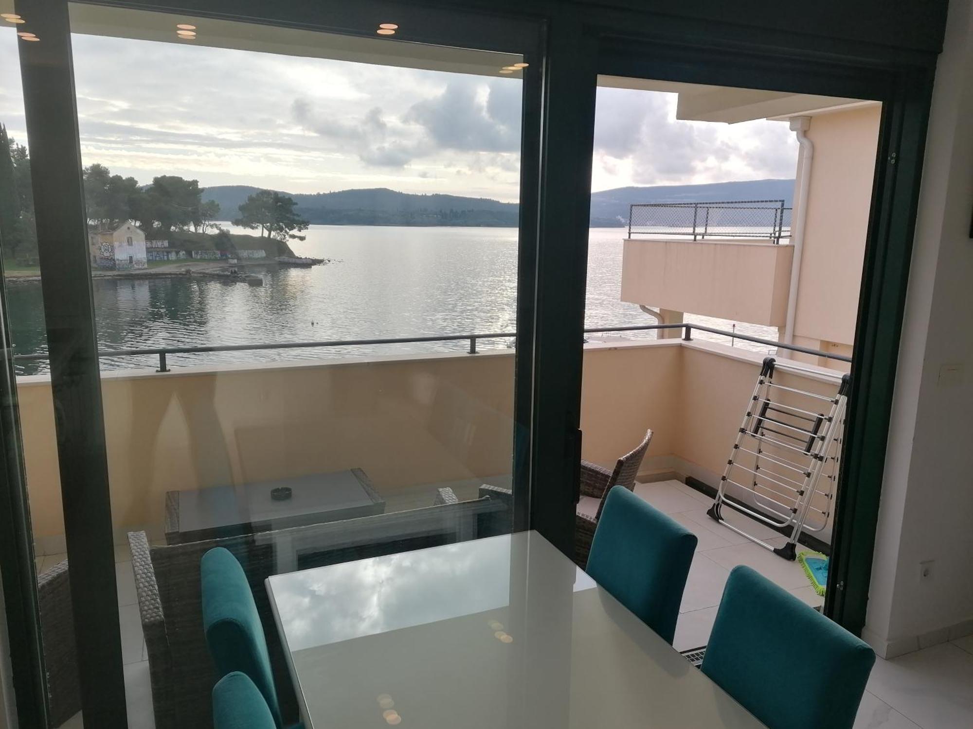 Olea Apartment Tivat Luaran gambar