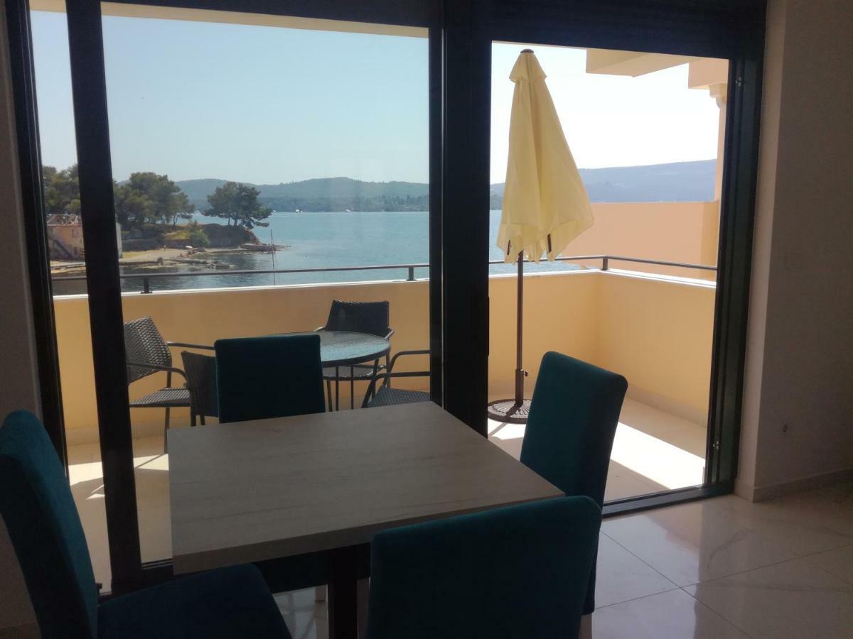 Olea Apartment Tivat Luaran gambar