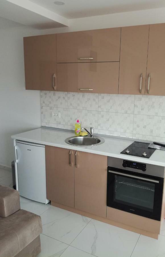 Olea Apartment Tivat Luaran gambar