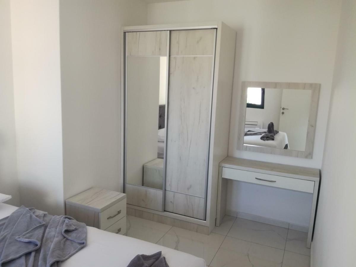 Olea Apartment Tivat Luaran gambar