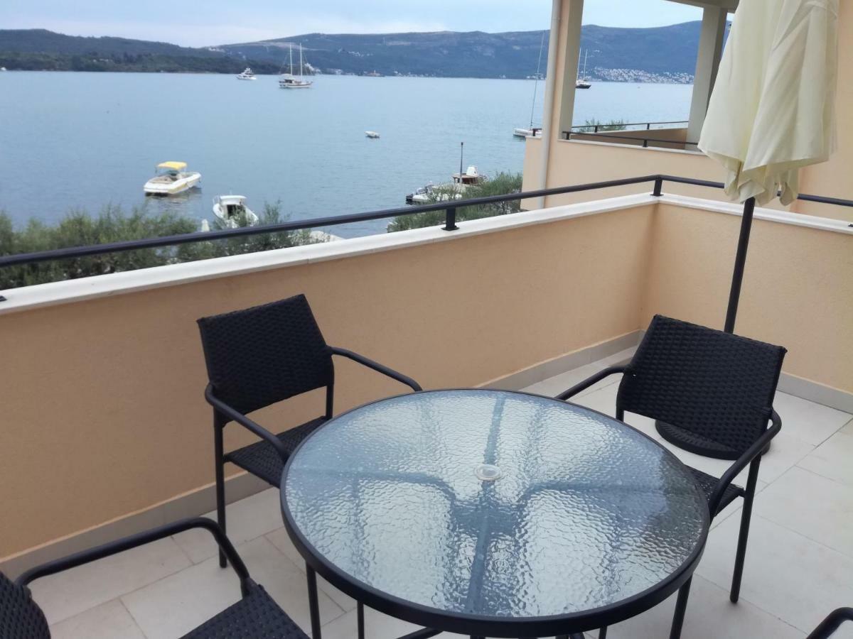 Olea Apartment Tivat Luaran gambar