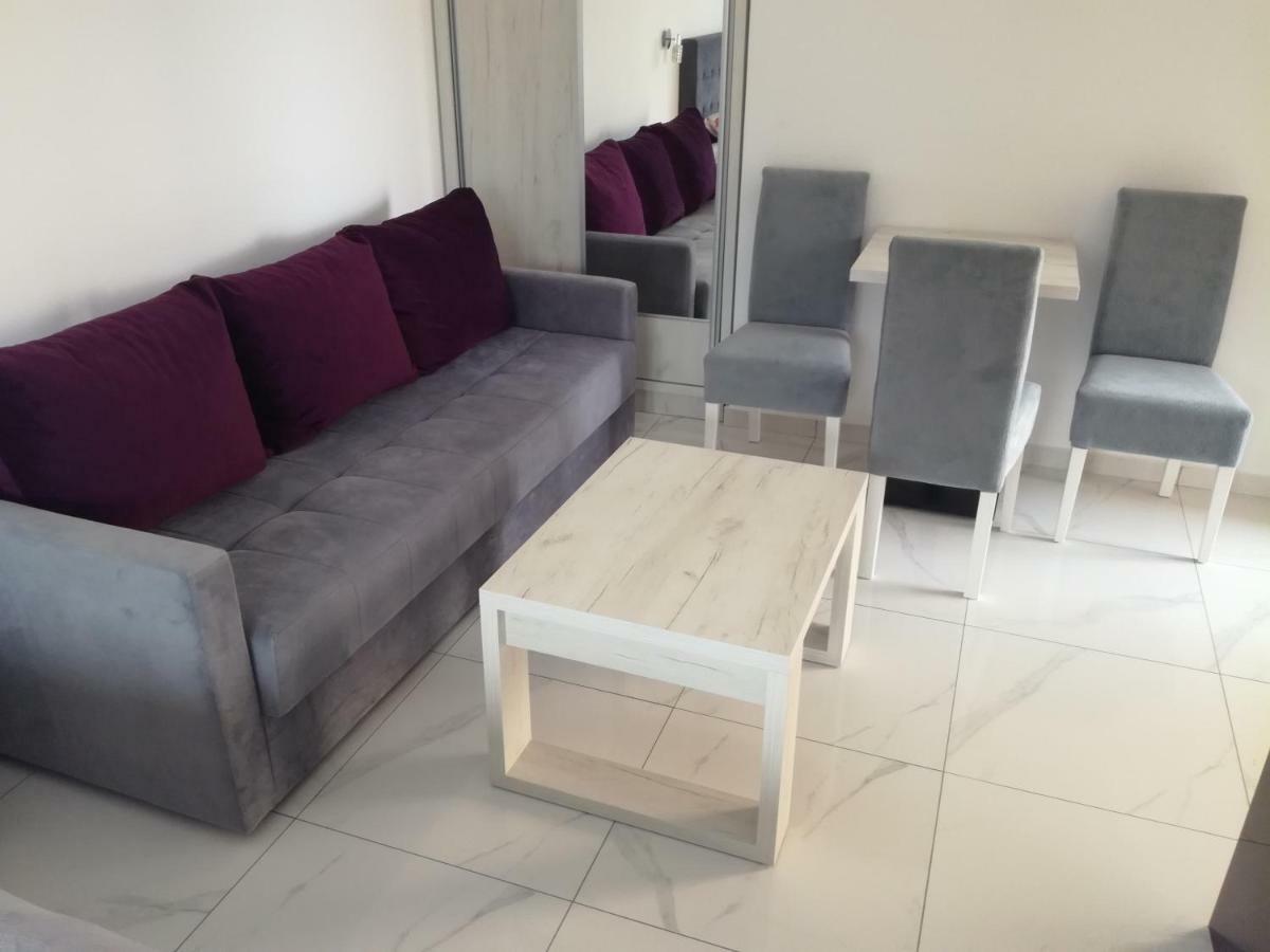 Olea Apartment Tivat Luaran gambar